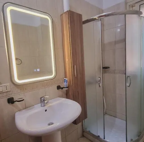 Apartmán Liqeni Thate, Tirana